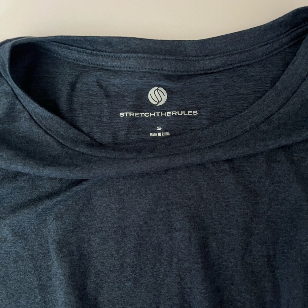 StretchTheRules | NWT Chic Navy Twist Front Short Sleeve Tee - Picture 5 of 8